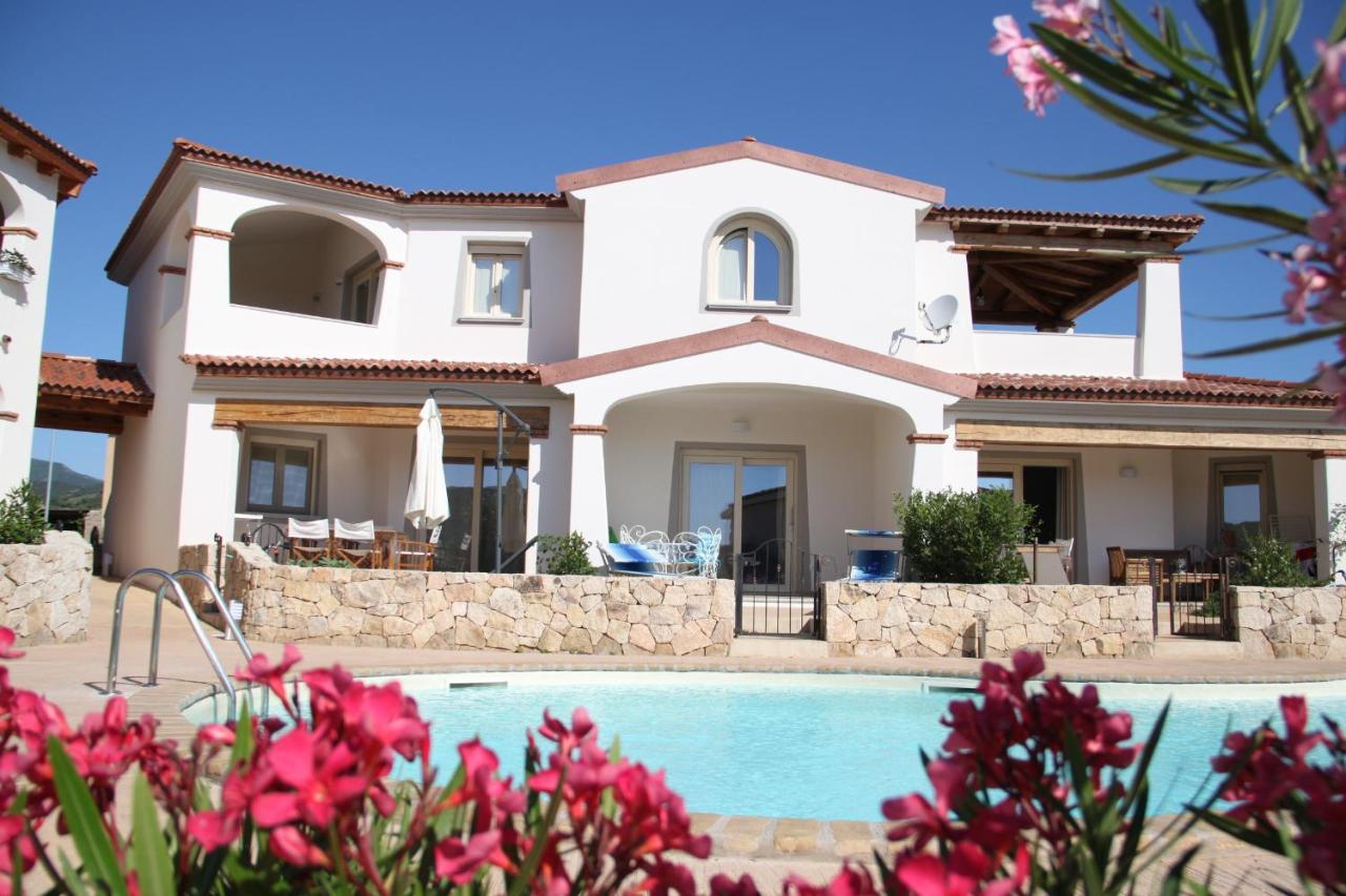 Mediterranean Sea Shell Pool House 부도니 외부 사진